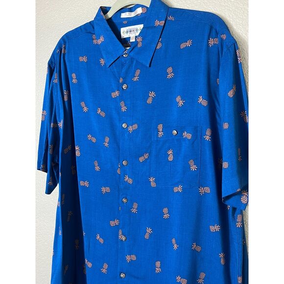 Men Campia Blue Pineapple All over Print Hawaiian Shirt Button Down XL EUC - Picture 3 of 7